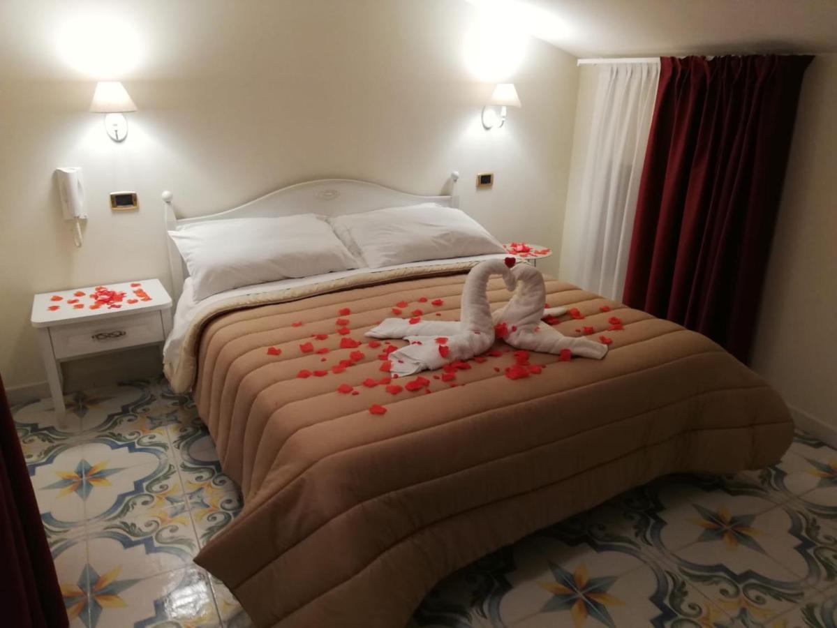 Hotel Il Sogno Srls Airola Exterior foto